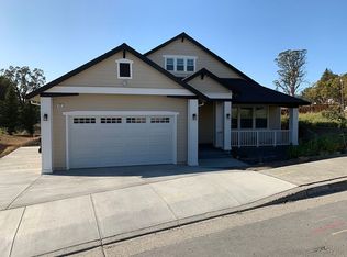 512 Carriage Ct, Santa Rosa, CA 95403