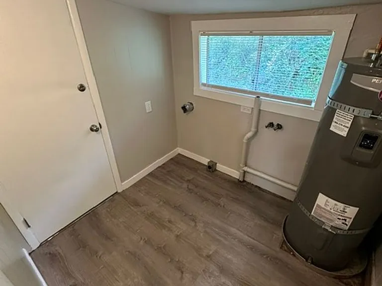 402 3rd Ave — Photo 20