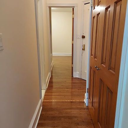 5th image of 120 E 82nd St APT 17