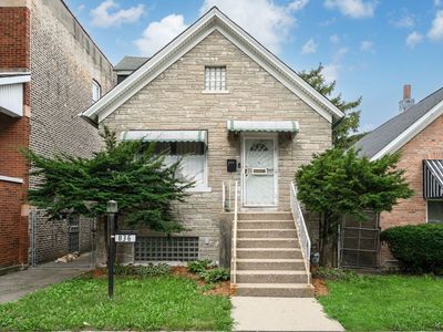 836 N Harding Ave, Chicago, IL, 60651