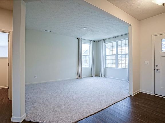 5th image of 5586 Mahogany Dr