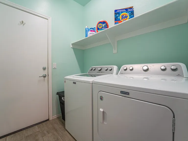 2313 N Presidential Dr — Photo 12