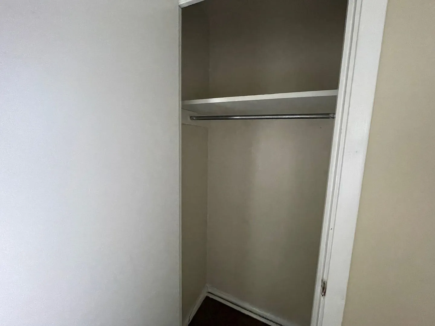 3 Bedroom House W/ A Garage! — Photo 3