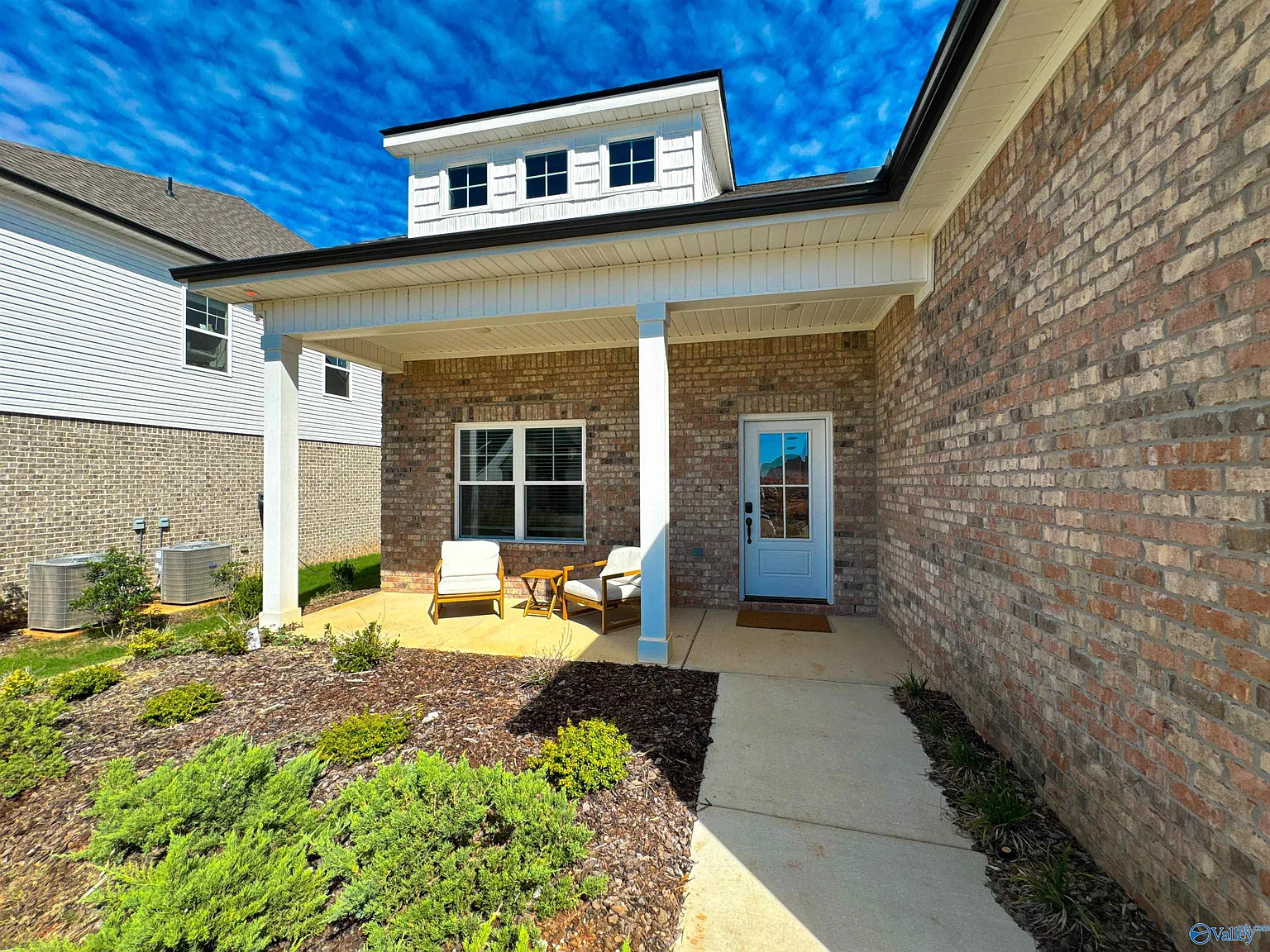 3 bed, 2.0 bath, 1647 sqft, $1,950 — Photo 3