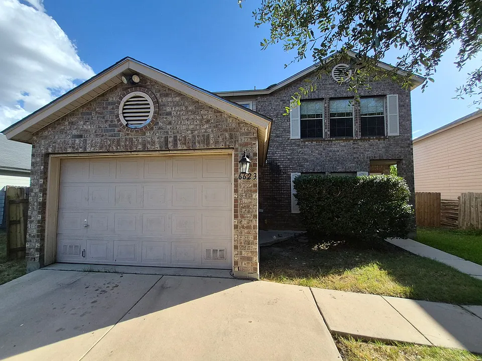6623 Highland Grass