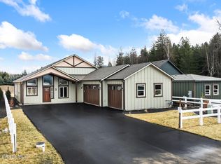 105 Backtrack Rd, Sandpoint, ID 83864