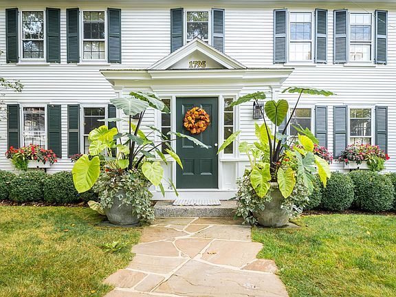 2nd image of 29 Maine St