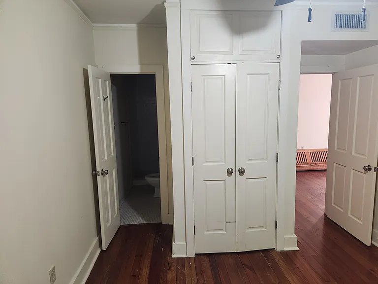 1025 Dumaine St #3 — Photo 6