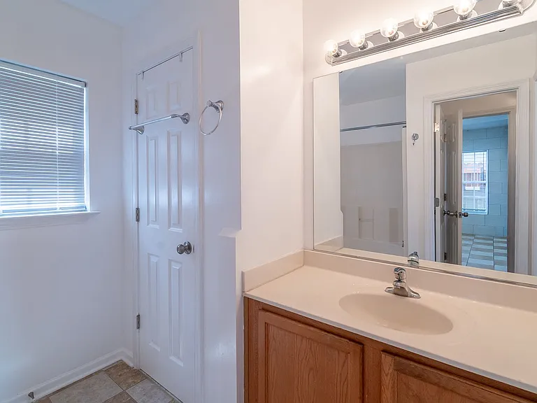 1053 Brianna Way — Photo 27