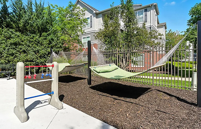 Summit Ridge Apartments — Photo 44