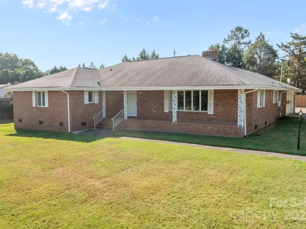 1314 Stoneyridge Dr, Charlotte, NC 28214