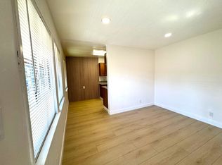 6024 Hazelhurst Pl #3, North Hollywood, CA 91606