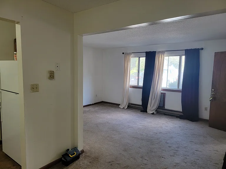 3185 E Main St #5 — Photo 6