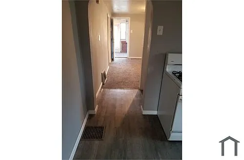 444 Thrift Ave Photo 1