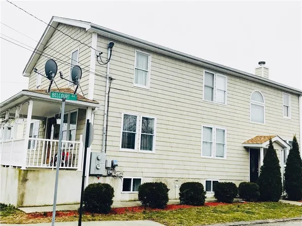 313 State St, Bristol, RI 02809