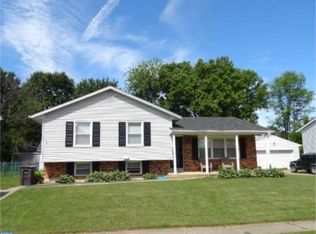 264 Oakfield Dr, Newark, DE 19713