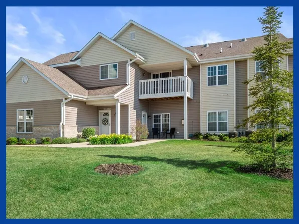 W197N17022 Stonewall DRIVE, Jackson, WI 53037