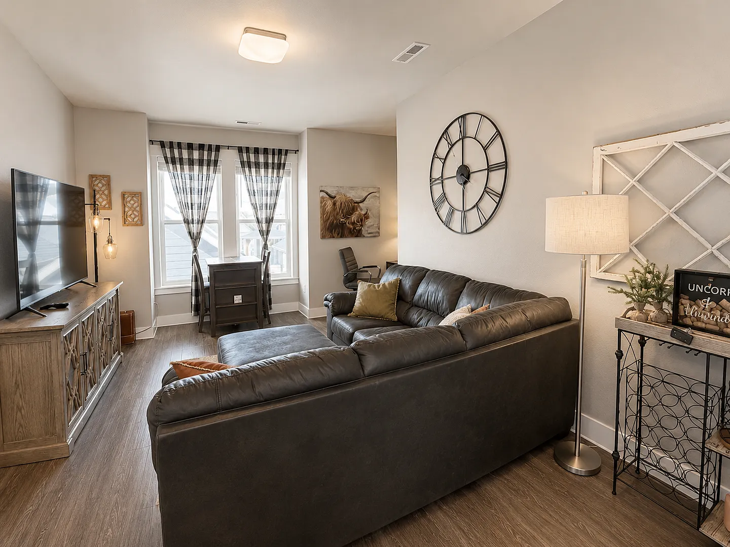 Furnished One Bed In Annafeld — Photo 2