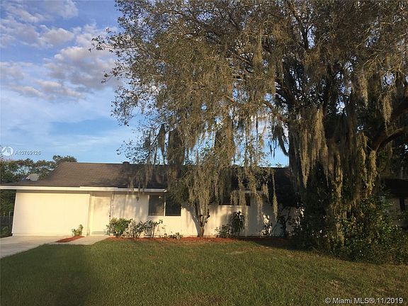 4th image of 824 Blackwood Dr