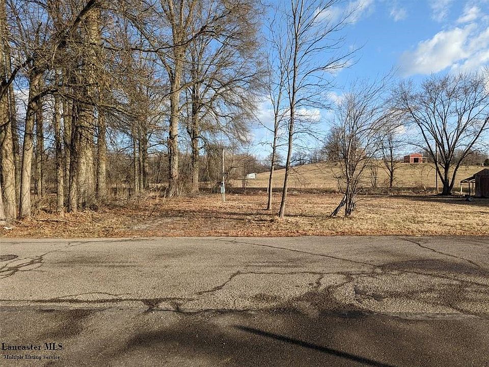 2nd image of 228 W Lincoln St Lot 3