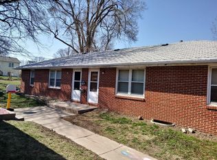 3025 S 12th St, Lincoln, NE 68502