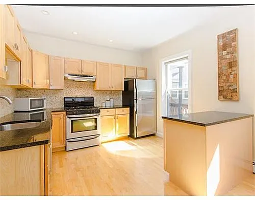 105 Gore St #1 Photo 1
