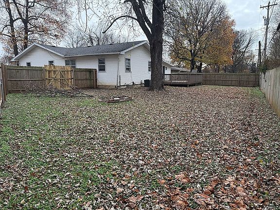 5th image of 1919 S Lancaster Ave