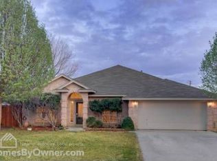 116 Parkview Dr, Saginaw, TX 76179
