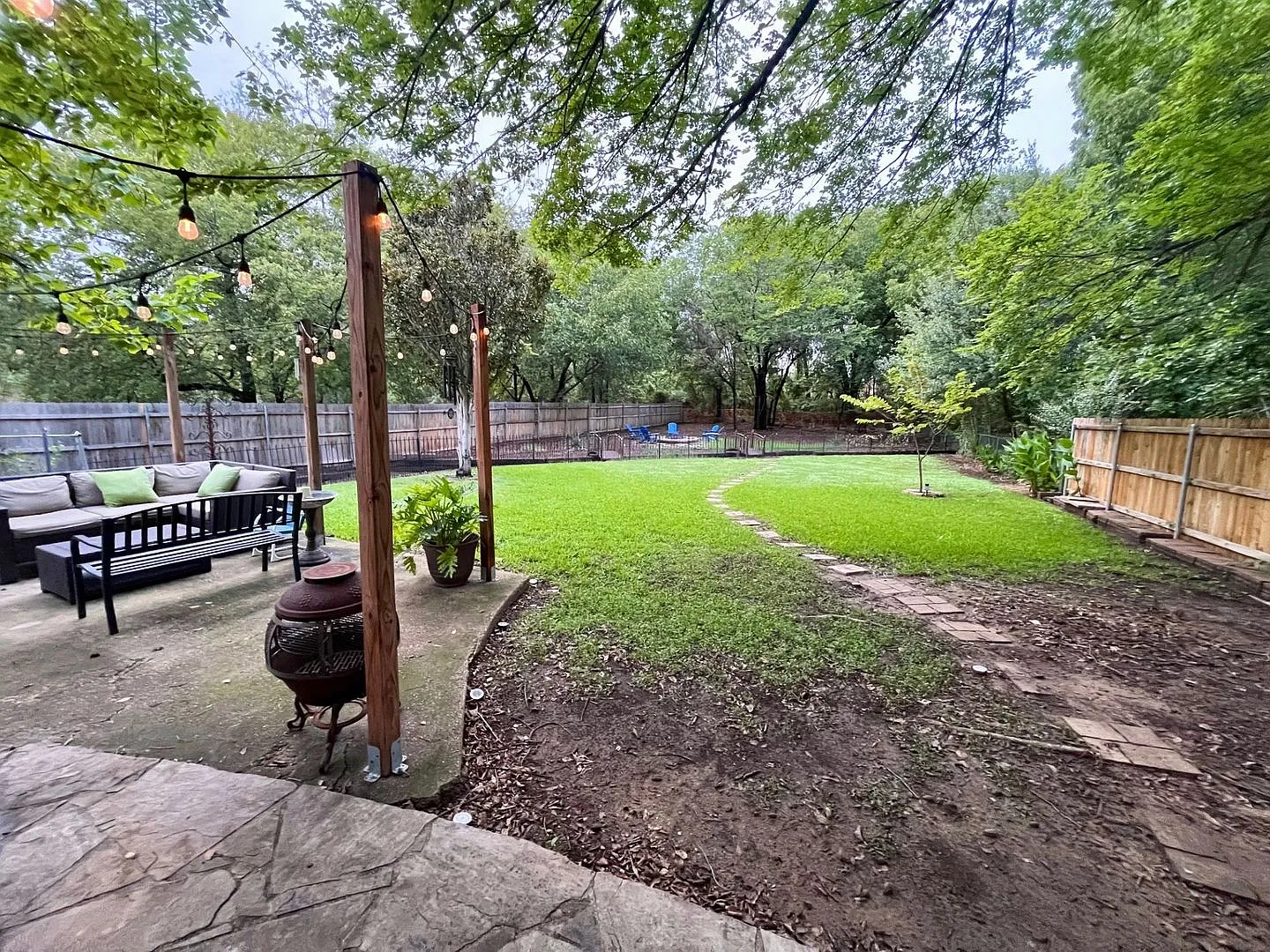 HUGE 1/3-Acre Lot + Flexible Floor Plan in the Heart of North Richland Hills! — Photo 3