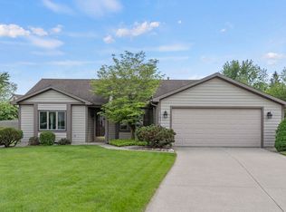 1710 Basin Ct, Fort Wayne, IN 46825