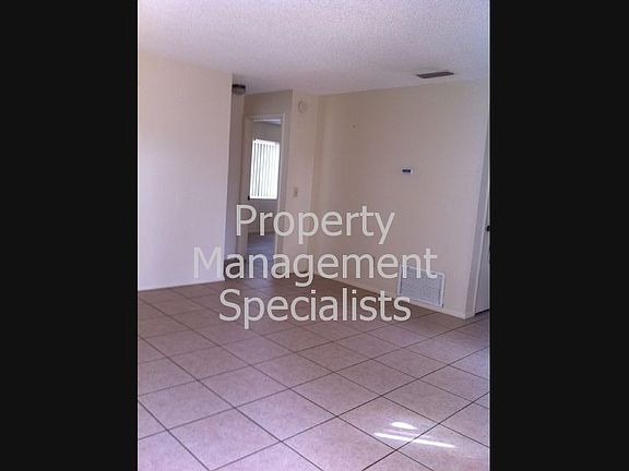 4th image of 3239 Split Willow Dr