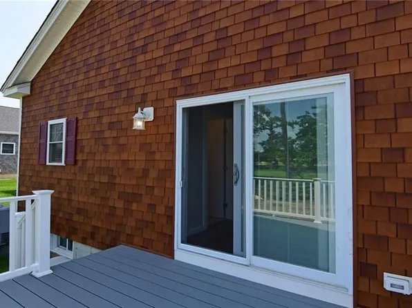 426 S Shore Village Blvd Unit D12, South Kingstown, RI 02879