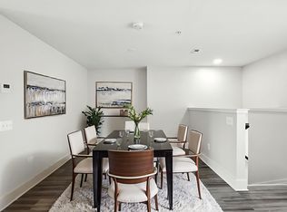 19510 Village Walk Dr UNIT 2-205, Montgomery Village, MD 20886