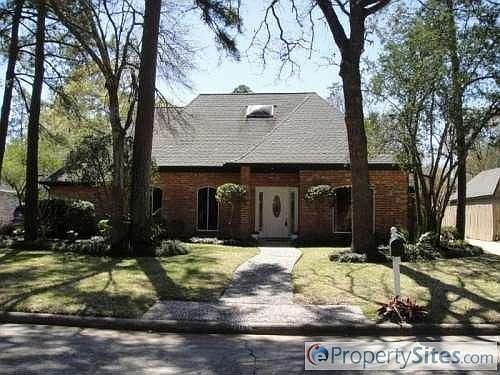 1st image of 1914 Riverlawn Dr
