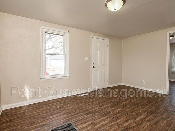 2nd image of 2635 W Crawford Ave