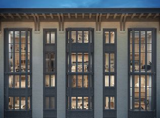 140 W 57th St, New York, NY 10019
