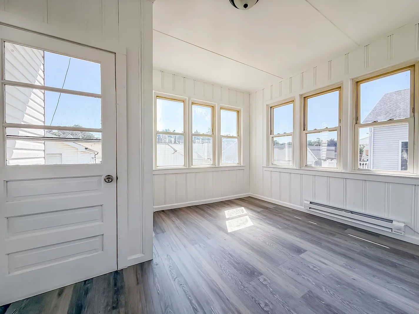 3 bed, 1950 sqft, $3,900 — Photo 3