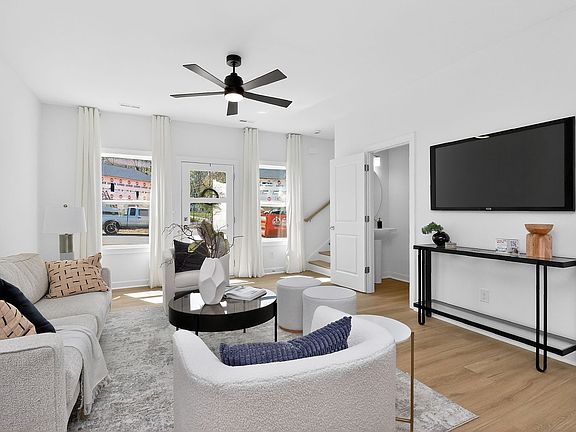 2nd image of 3709 Lou Ann Ave