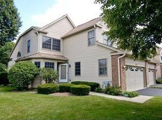 3282 Carriage Way Dr, Arlington Heights, IL 60004