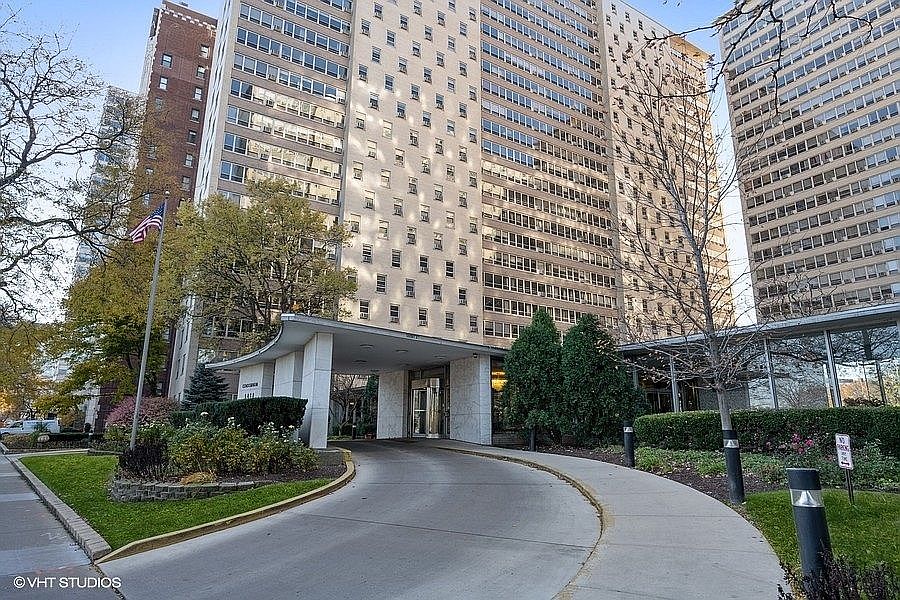 1st image of 3950 N Lake Shore Dr APT 625E