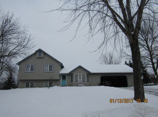 8110 Ravenrock Rd, Rockford, MN 55373