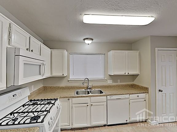 5th image of 16715 Summer Dawn Ln