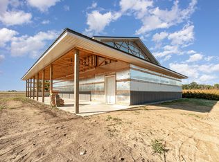 2377 Almeda Beach Rd, Pinconning, MI 48650