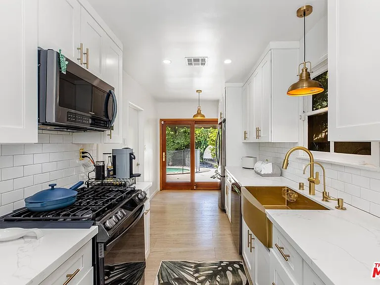 14225 Enadia Way — Photo 9