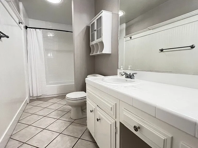 400 S Flower St #135 — Photo 18