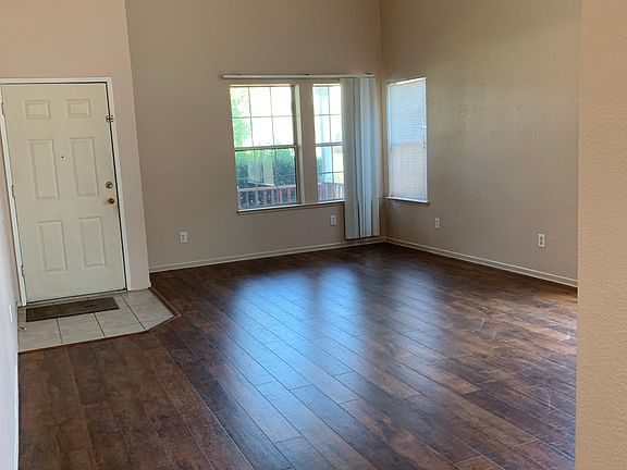 3rd image of 4427 Trinidad Ct