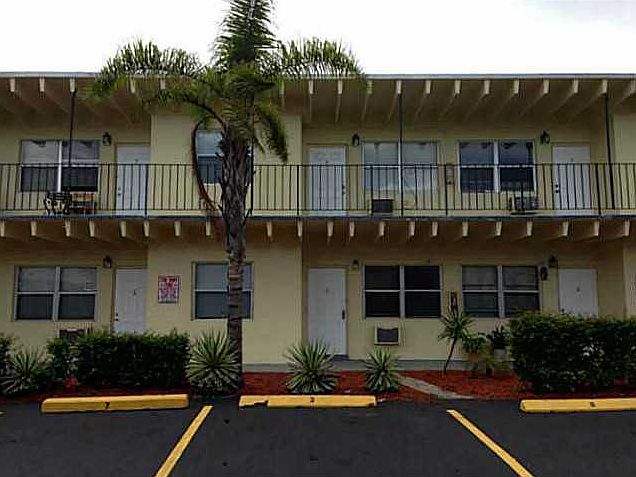 1st image of 101 NW 7th Ave APT 9