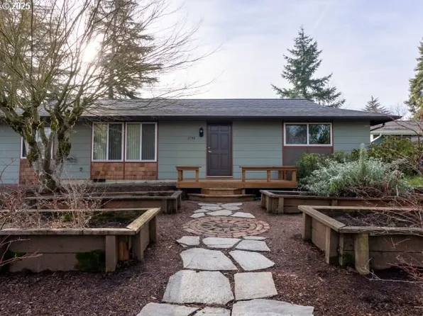 1790 Lemming Ave, Eugene, OR 97401