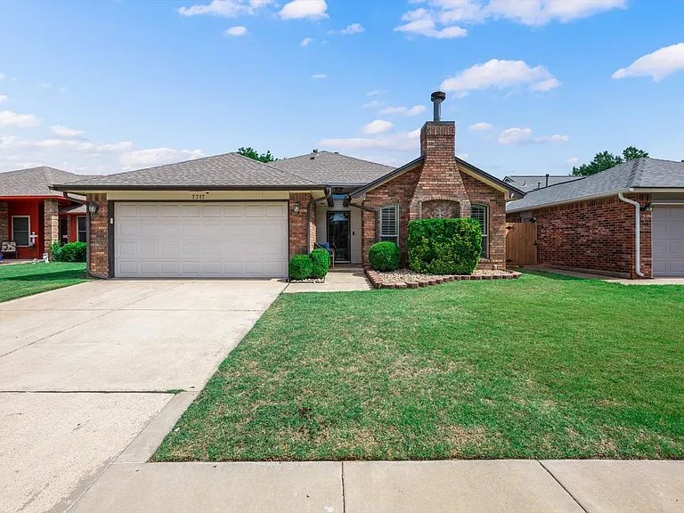 7717 Doris Dr — Photo 36