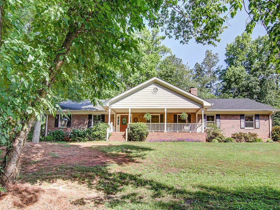 1st image of 4780 W Lake Dr SE